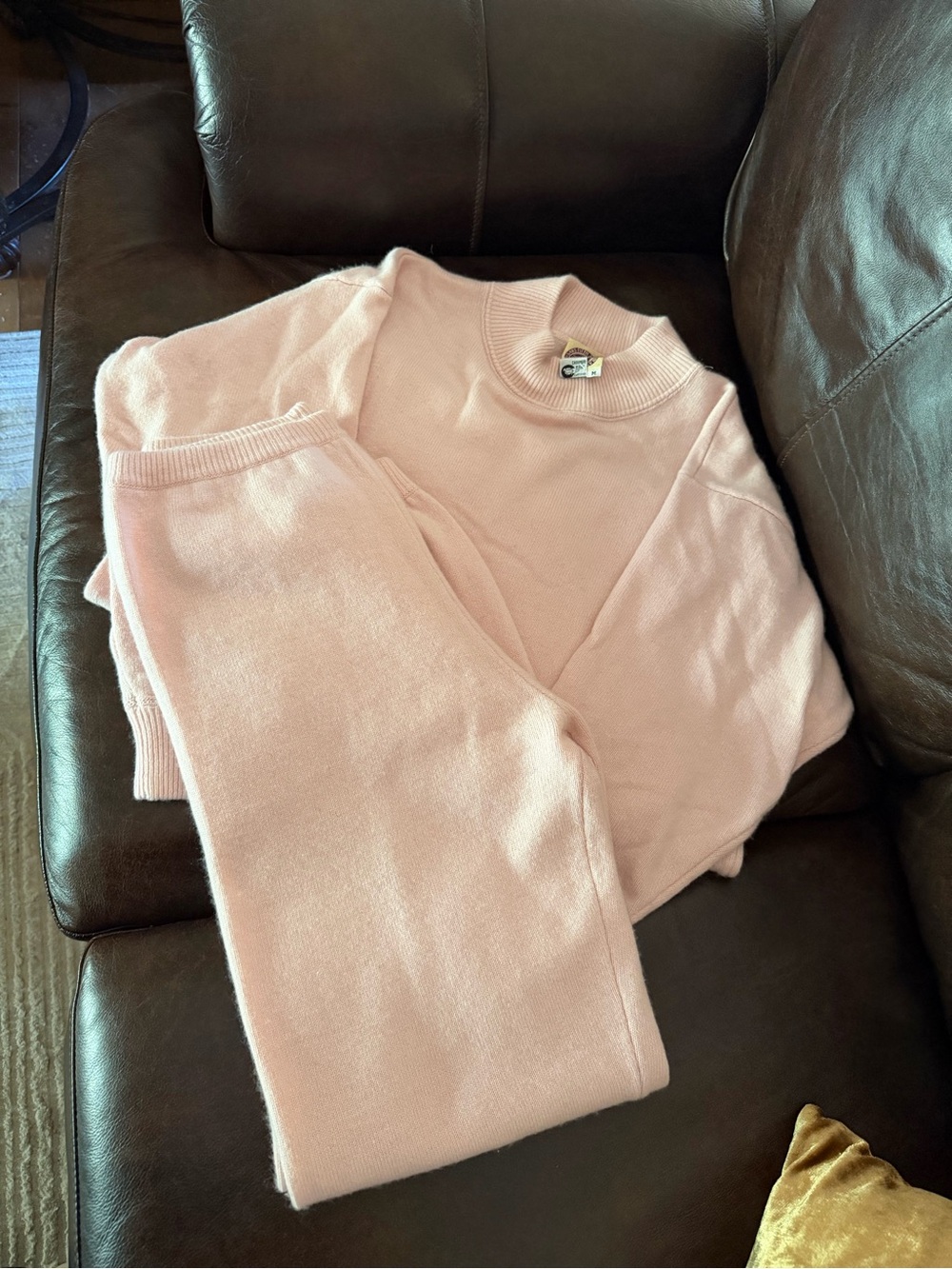 Soft Pink Sweater and Pants Cashmere Loungewear Set